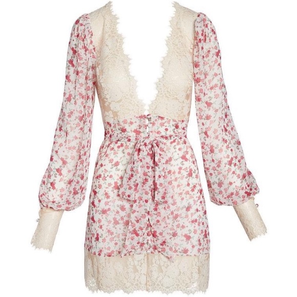 For Love and lemons Robe